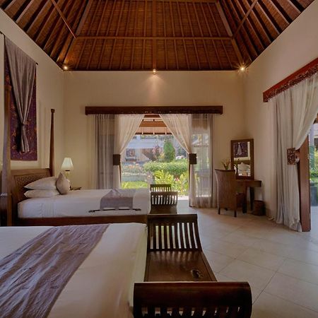 Kutus Kutus Saba Beach Villa Yogyakarta Exteriör bild
