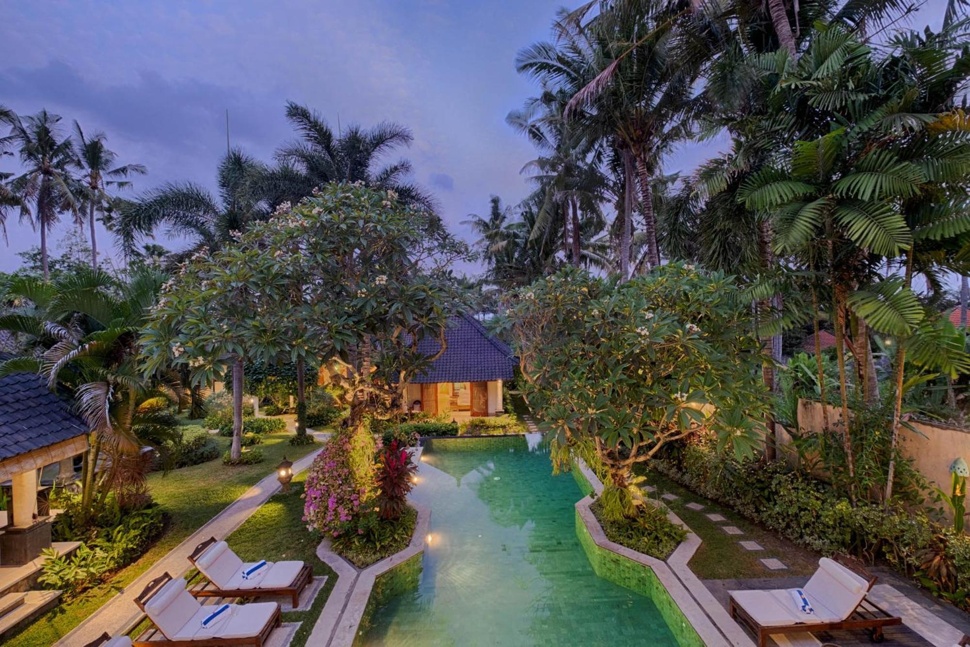 Kutus Kutus Saba Beach Villa Yogyakarta Exteriör bild