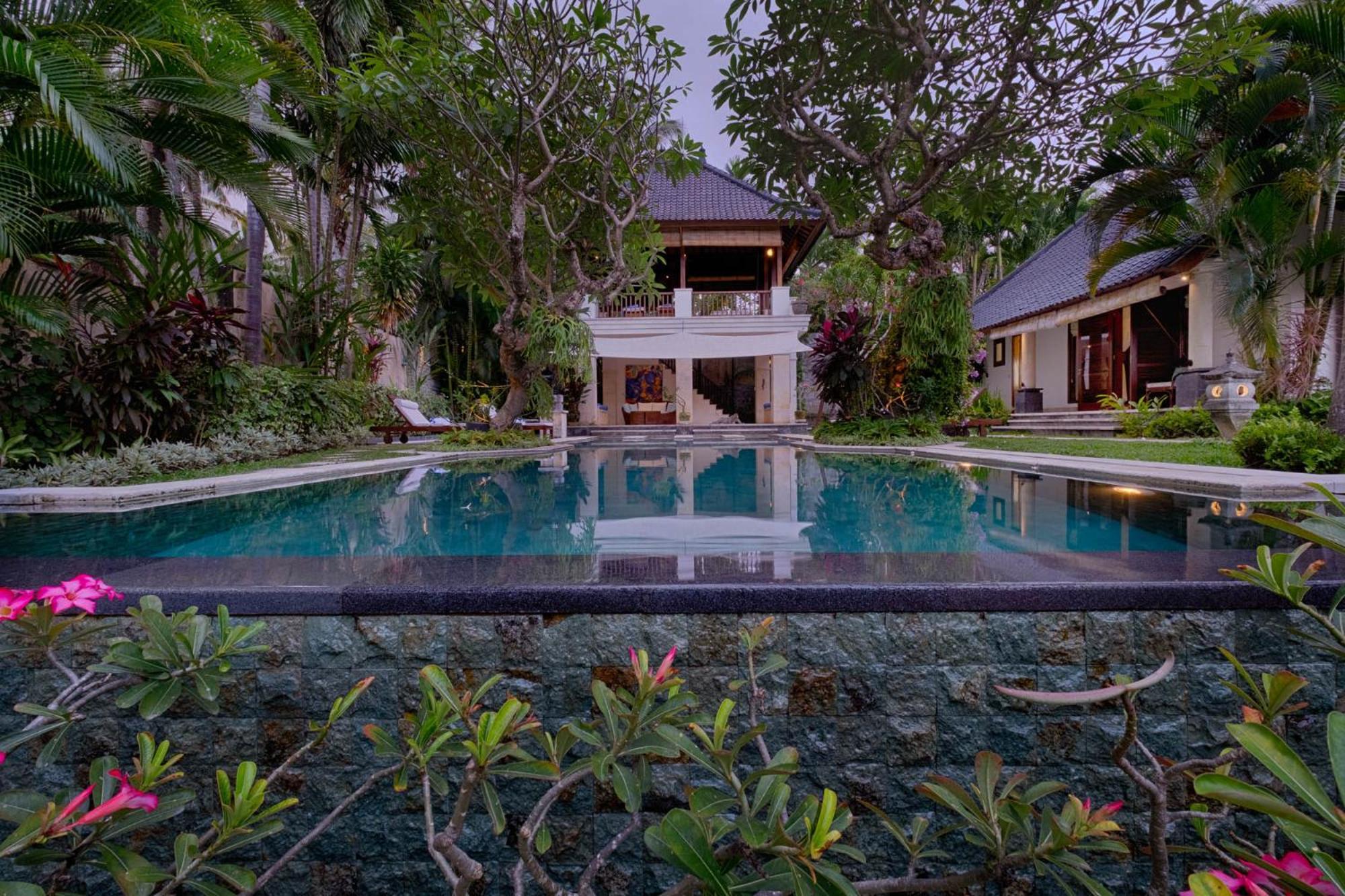 Kutus Kutus Saba Beach Villa Yogyakarta Exteriör bild