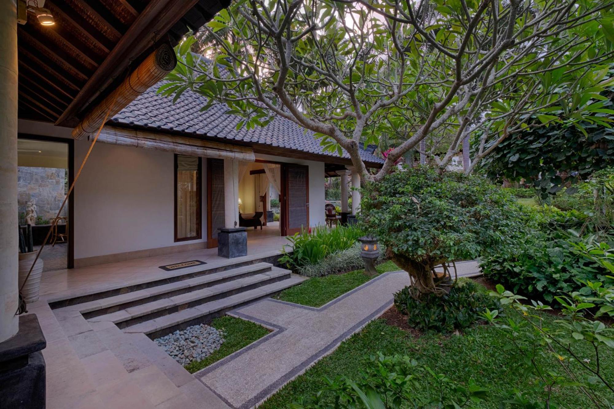 Kutus Kutus Saba Beach Villa Yogyakarta Exteriör bild
