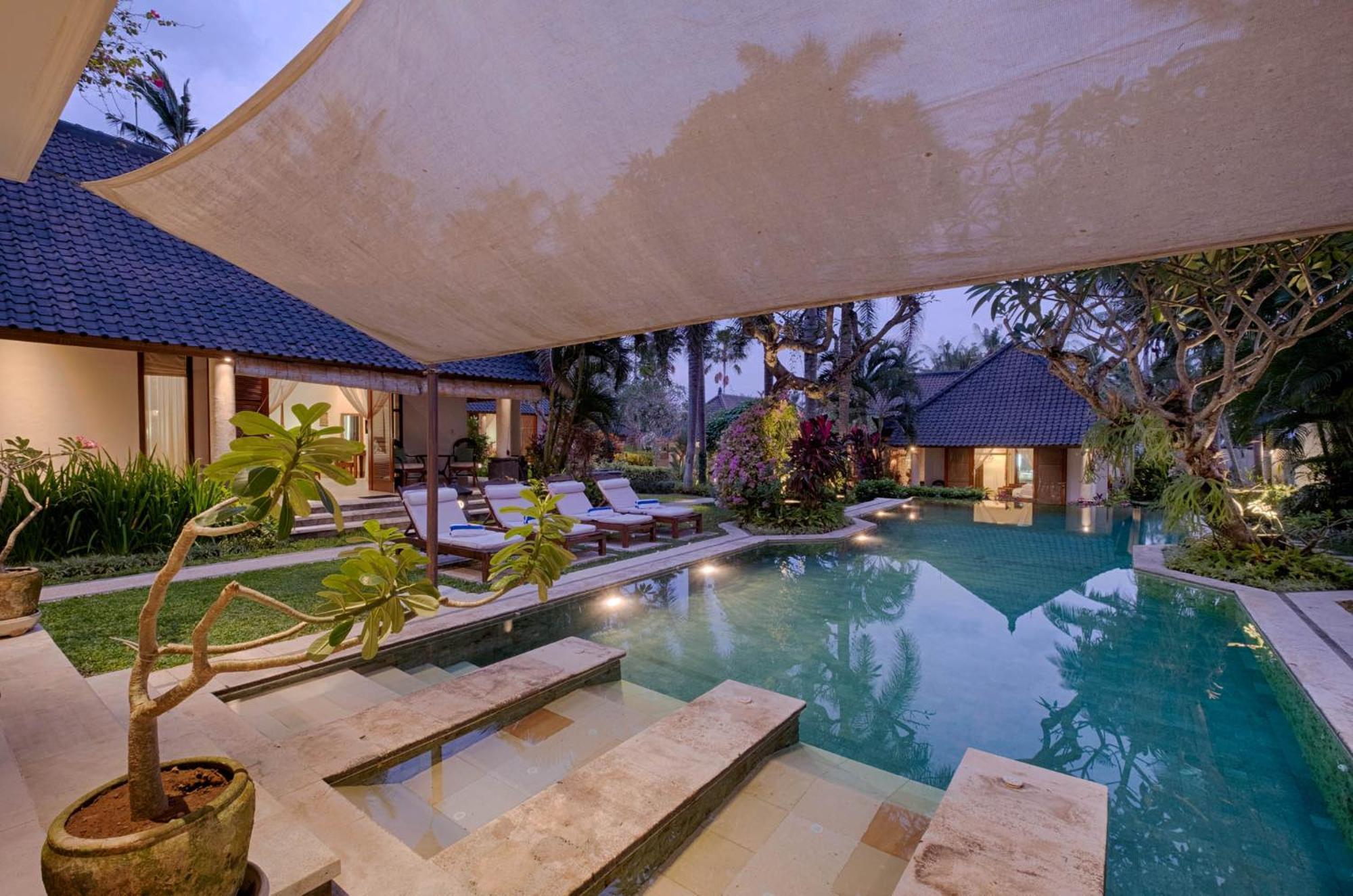 Kutus Kutus Saba Beach Villa Yogyakarta Exteriör bild