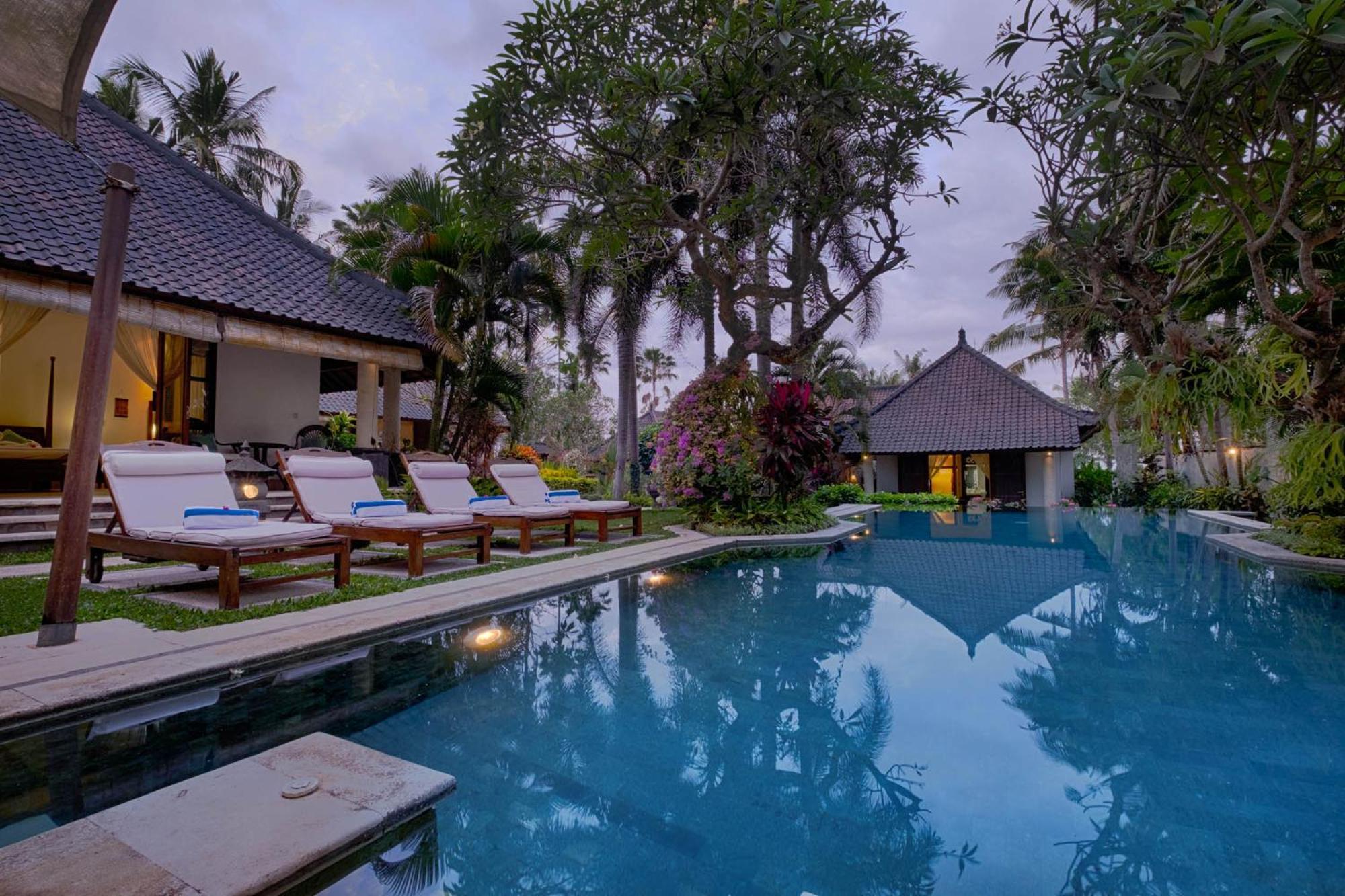 Kutus Kutus Saba Beach Villa Yogyakarta Exteriör bild