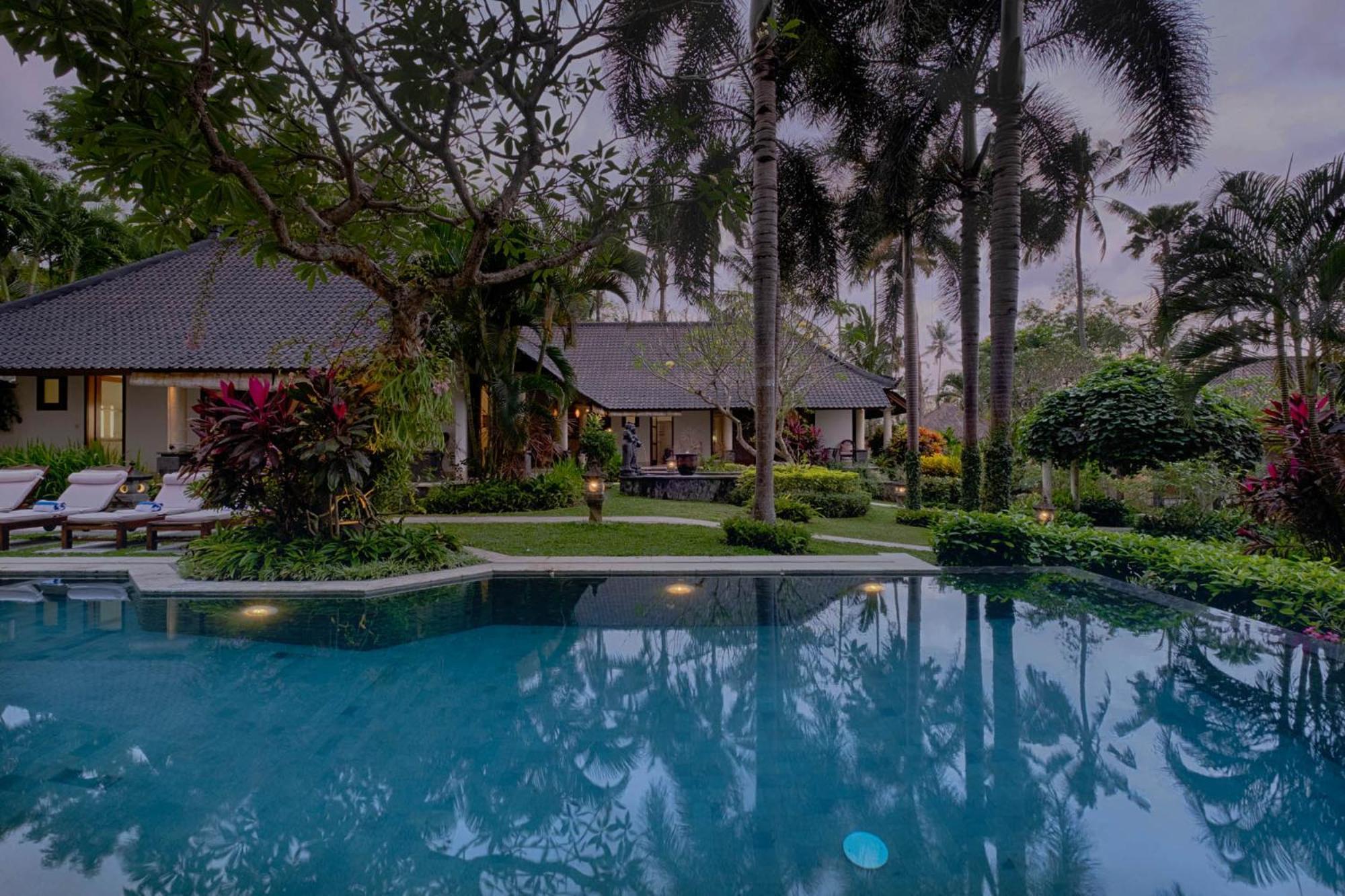 Kutus Kutus Saba Beach Villa Yogyakarta Exteriör bild