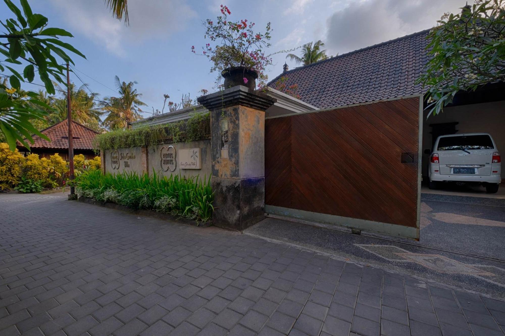 Kutus Kutus Saba Beach Villa Yogyakarta Exteriör bild