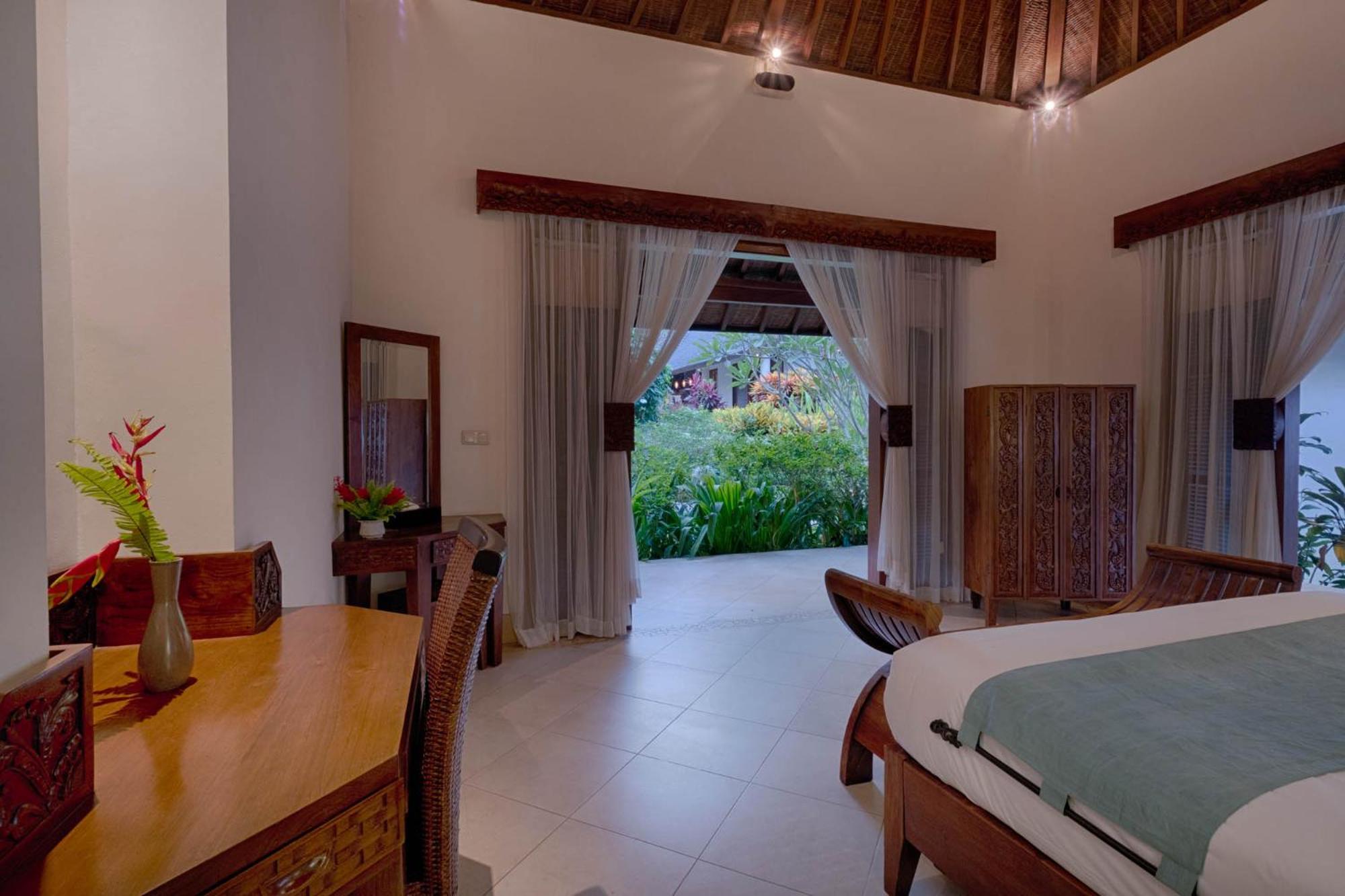 Kutus Kutus Saba Beach Villa Yogyakarta Exteriör bild