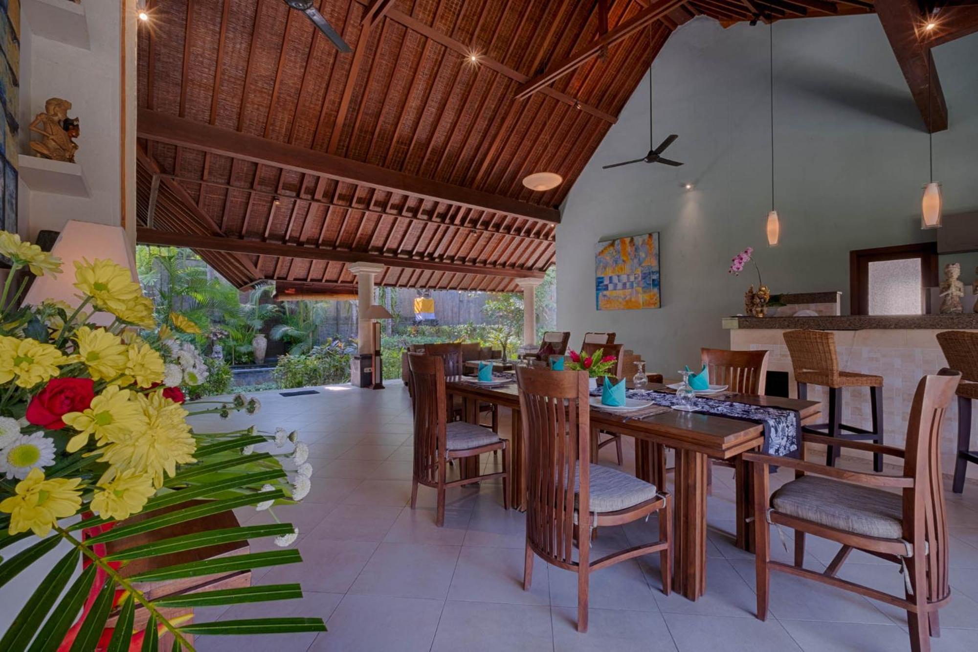Kutus Kutus Saba Beach Villa Yogyakarta Exteriör bild
