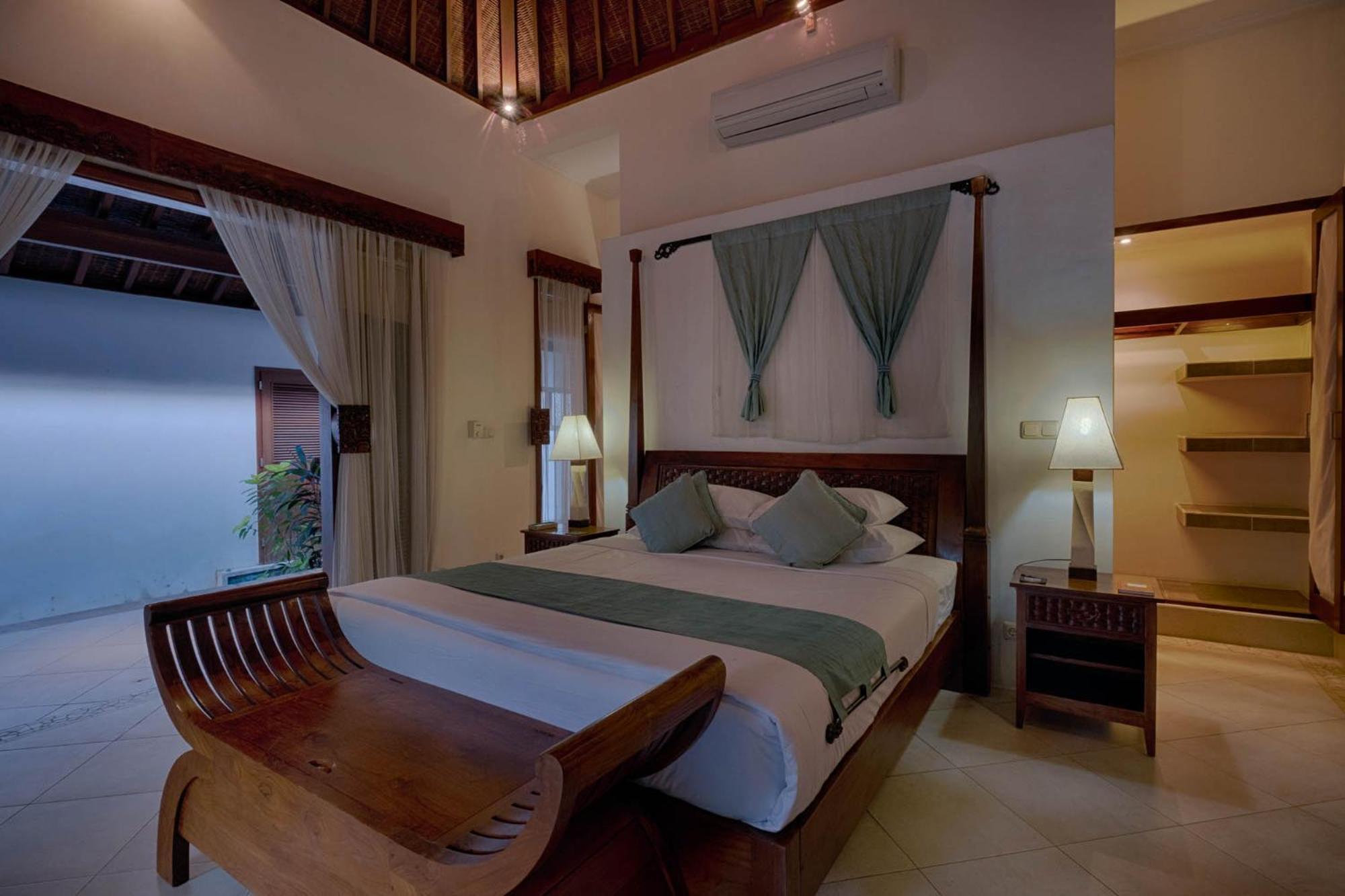 Kutus Kutus Saba Beach Villa Yogyakarta Exteriör bild